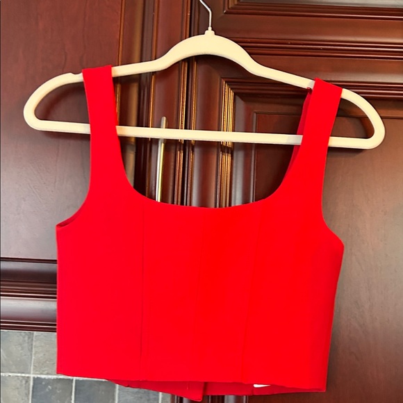 ZARA  Bright Red Crop Top with Button Accents extra small - Picture 10 of 10